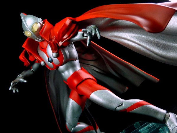 ULTRA-ACT ウルトラマン（リニューアルVer．） レビュー : グレスケ