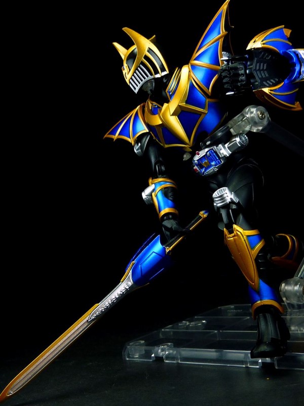 S.H.フィギュアーツ 仮面ライダーナイトサバイブ レビュー