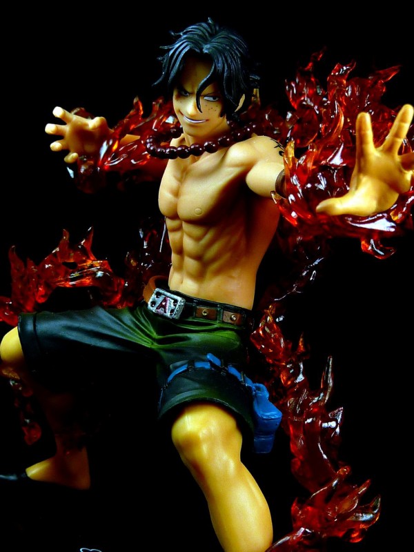 フィギュアーツZERO ポートガス・D・エース バトルバージョン