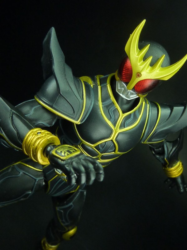 S.H.フィギュアーツ 仮面ライダークウガ アルティメットフォーム