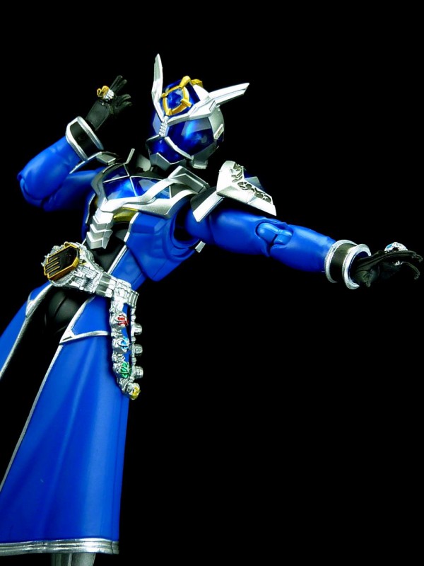 S.H.Figuarts 仮面ライダーウィザード ウォータードラゴン│株式