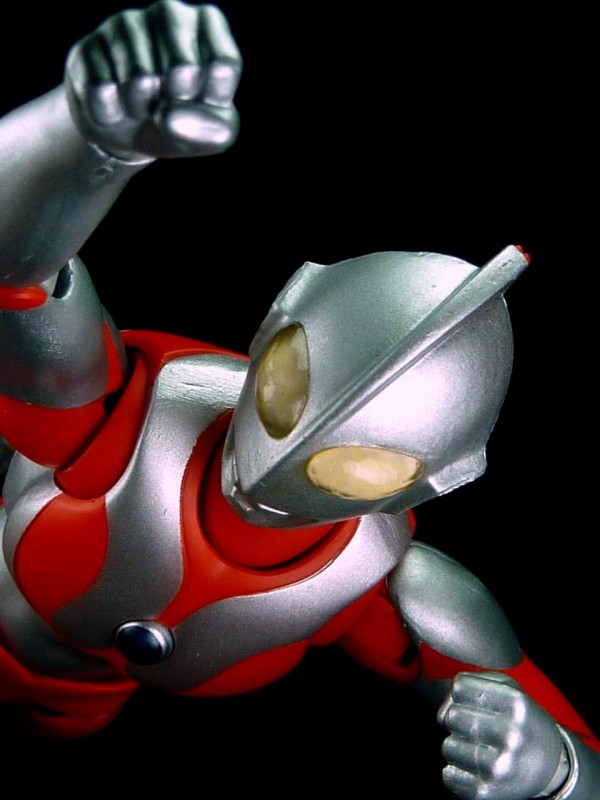 ULTRA-ACT ウルトラマン（リニューアルVer．） レビュー : グレスケ