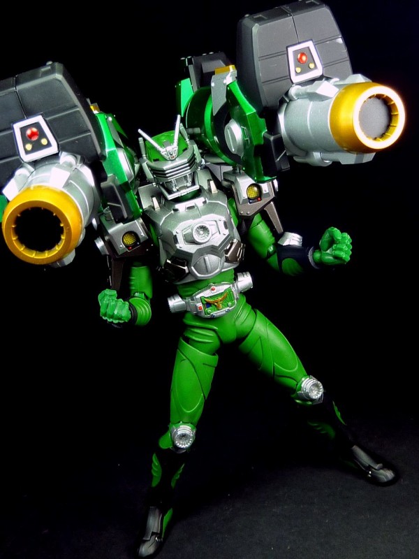 M*Y様 S.H.フィギュアーツ　マグナギガ Amazon.co.jp: S.H.フィギュアーツ 仮面ライダー龍騎 マグナギガ
