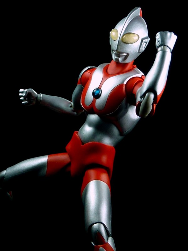 ULTRA-ACT ウルトラマン（リニューアルVer．） レビュー : グレスケ