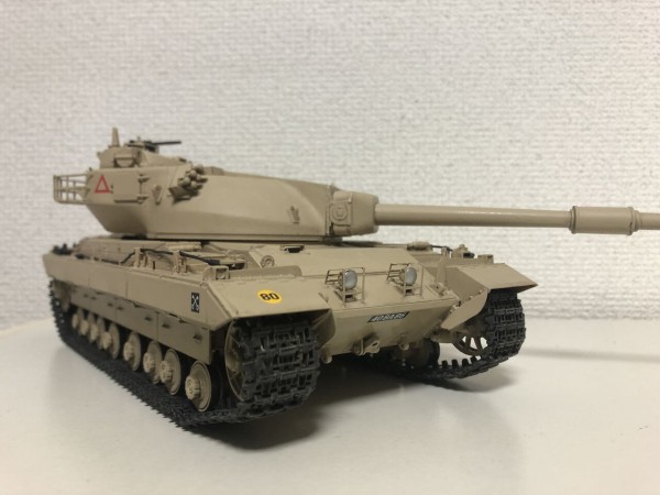 アミュージングホビー 1/35コンカラー完成 : 紫の倉庫(仮)