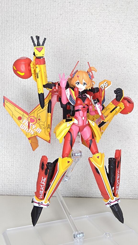 アオシマ V.F.G. VF-31J フレイア・ヴィオン : 紫の倉庫(仮)