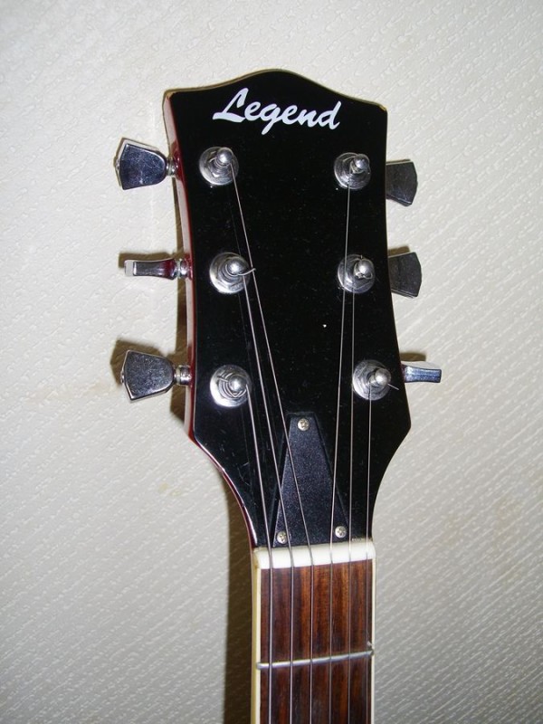 ワタクシの持ってるギターの紹介 05 LEGEND レスポールタイプ