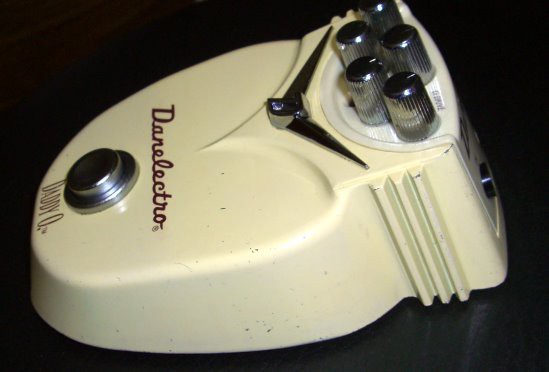 見た目ジャンクな歪みをゲット Danelectro DADDY O : 約17年ぶりに