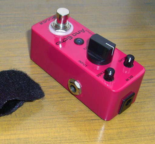 中華製ミニペダル2コめフルアナログ回路ってゆーから手に入れた