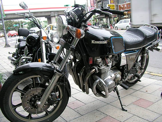 Z1000ST タンク(Z400FX FT Z) 【公式通販】 Z1000ST タンク(Z400FX FT Z) 【公式通販】