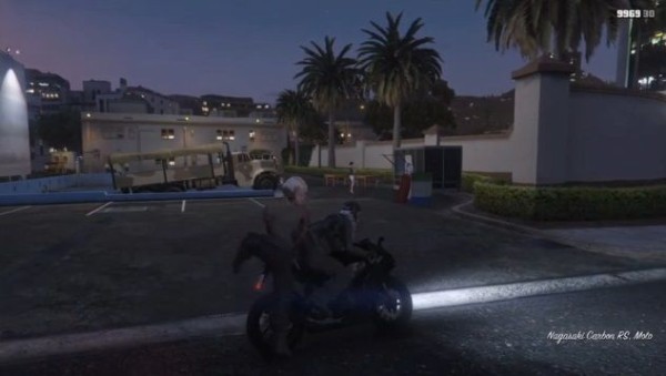 Gta5 Npcと相乗り ガレージの中に入れる面白グリッチ 動画あり グランド セフト オート5写真大好きブログ Gta5攻略情報ほか