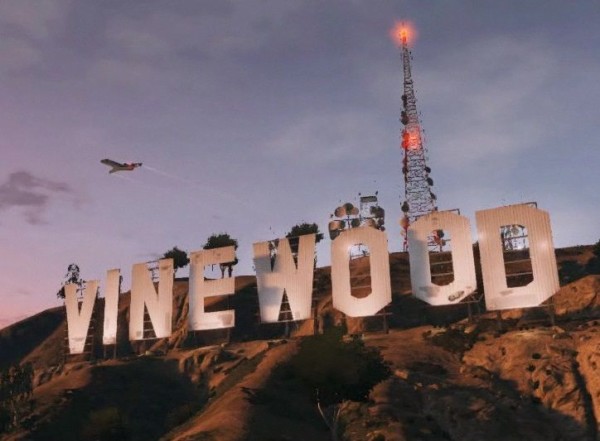 神技動画 Gta5 全ての バインウッド看板 に着地してみた グランド セフト オート5写真大好きブログ Gta5攻略情報ほか