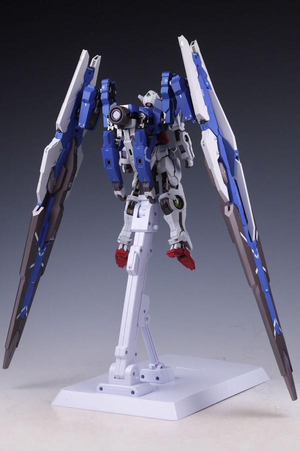 L BUILD GNアームズ TYPE-E デヴァイズエクシアのセット 最大全長570mmのビックサイズな「METAL BUILD GNアームズ TYPE-E