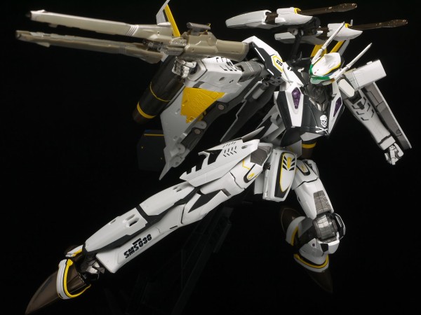 DX超合金。YF-29 .30周年記念カラー。（DX超合金 YF-29