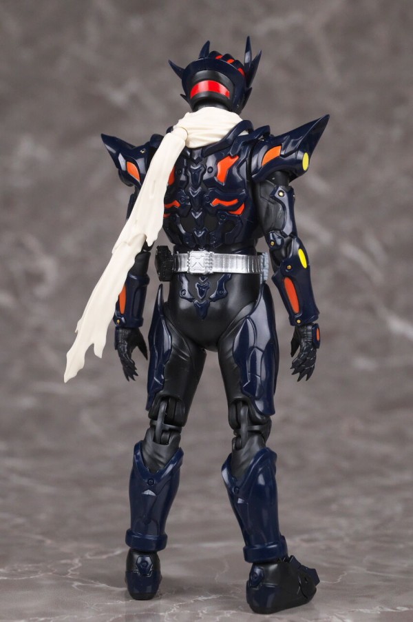 ☆最終値下げ☆ SHフィギュアーツ 仮面ライダードレッド 零式 ガヴ S.H.フィギュアーツ 仮面ライダードレッド零式 レビュー : はっ