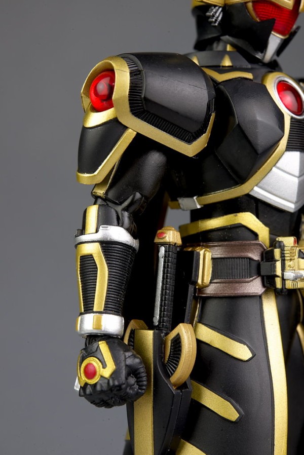 S.H.フィギュアーツ 仮面ライダーオーガ レビュー : はっちゃか