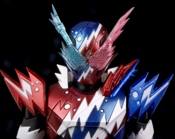 S.H.フィギュアーツ 仮面ライダービルド ラビットタンク