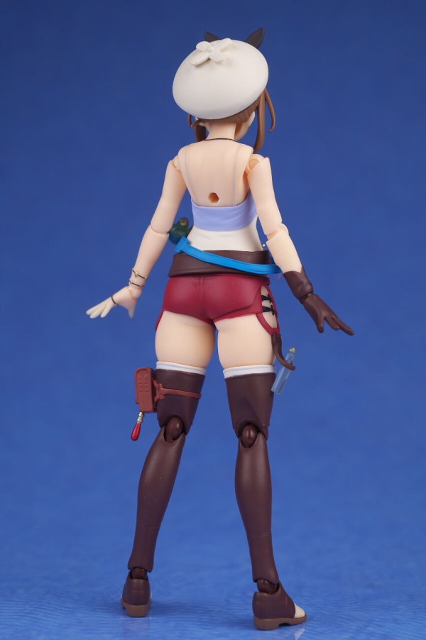 figma ライザリン・シュタウト レビュー : はっちゃか