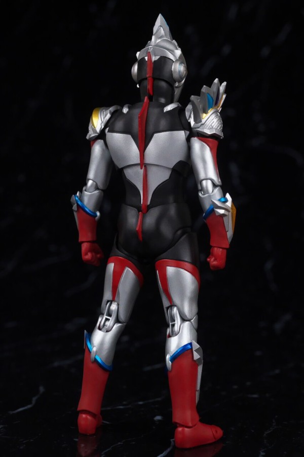 S.H.フィギュアーツ ウルトラマンオーブ オーブトリニティ
