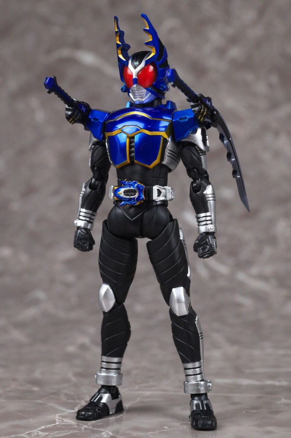 S.H.フィギュアーツ （真骨彫製法） 仮面ライダーガタック ライダー