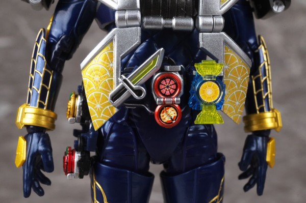 新品未開封★真骨彫　仮面ライダー鎧武　ジンバーレモンアームズ S.H.Figuarts（真骨彫製法） 仮面ライダー鎧武 ジンバーレモンアームズ