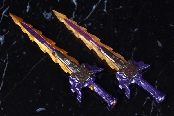 S.H.フィギュアーツ 仮面ライダークロスセイバー10聖剣セット レビュー