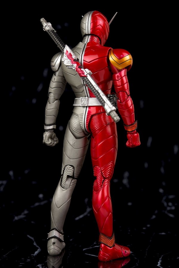 S.H.フィギュアーツ （真骨彫製法） 仮面ライダーW ヒートメタル