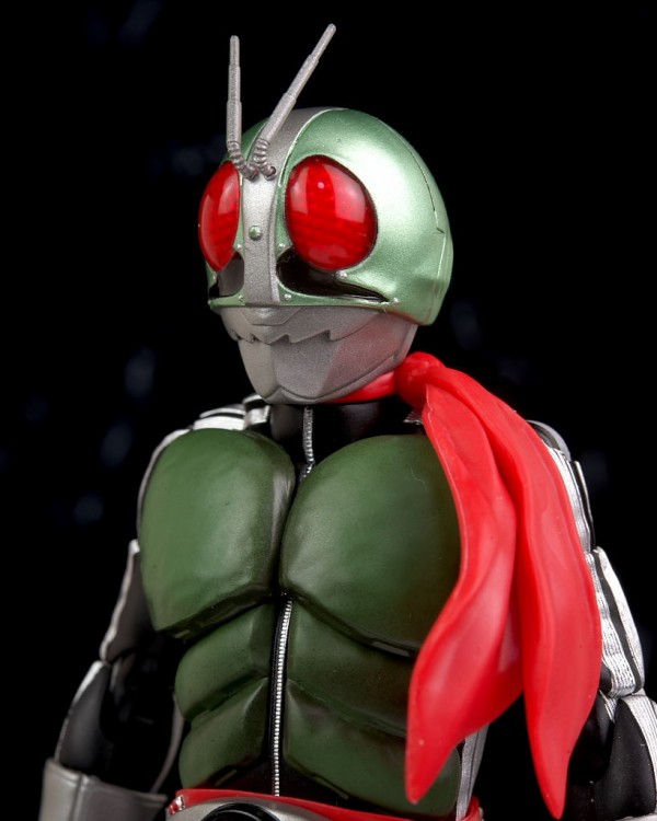 S.H.フィギュアーツ (真骨彫製法) 仮面ライダー新1号 レビュー