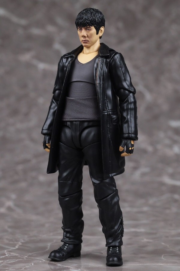 南光太郎（仮面ライダーBLACK SUN）　フィギュアーツ Amazon.co.jp: S.H.Figuarts 南光太郎 （ 仮面ライダーBLACK SUN