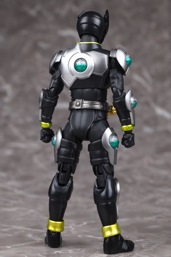 S.H.フィギュアーツ（真骨彫製法） 仮面ライダーバース レビュー