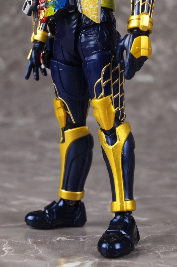 S.H.フィギュアーツ（真骨彫製法） 仮面ライダー鎧武 ジンバーレモン