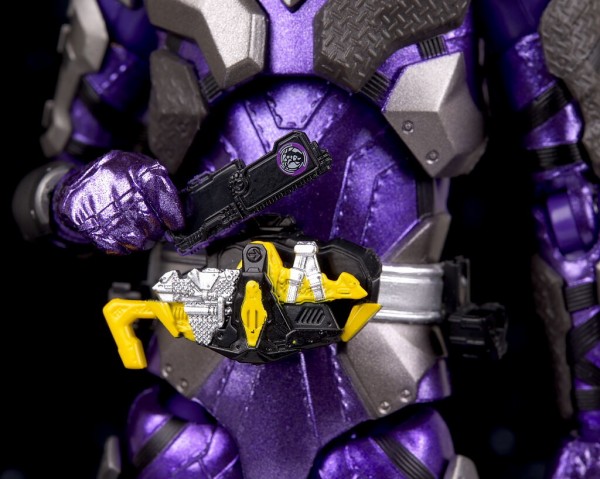 フィギュアーツ　仮面ライダー滅　スティングスコーピオン　15th Ver. Amazon.co.jp: S.H.フィギュアーツ 仮面ライダー滅 スティング