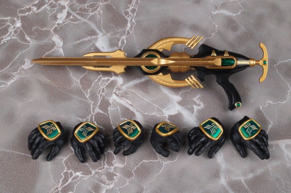 S.H.フィギュアーツ（真骨彫製法） 仮面ライダークウガ