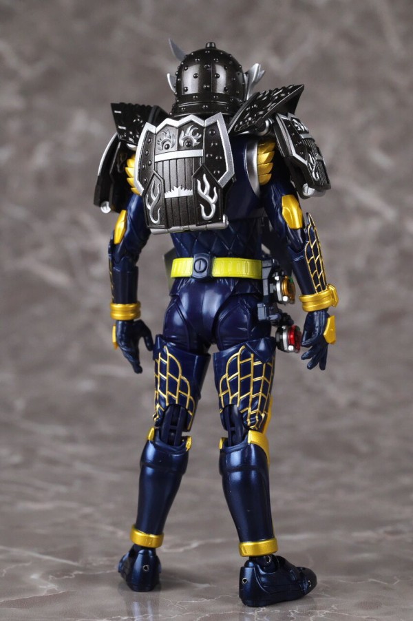 S.H.フィギュアーツ（真骨彫製法） 仮面ライダー鎧武 ジンバーレモン