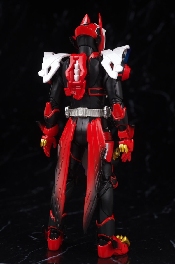 レーザーブーストアーツ Amazon.co.jp: [バンダイ] S.H.Figuarts 仮面ライダーギーツ