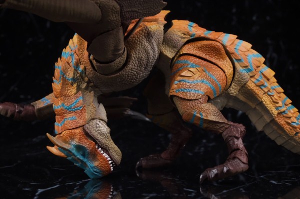 S.H.モンスターアーツ ティガレックス レビュー : はっちゃか