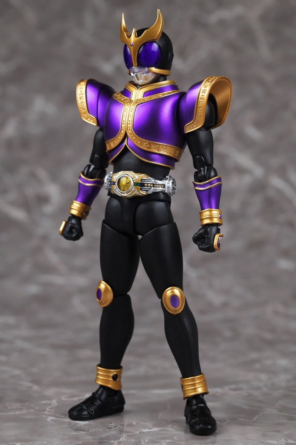 S.H.フィギュアーツ(真骨彫製法) 仮面ライダークウガ ライジング