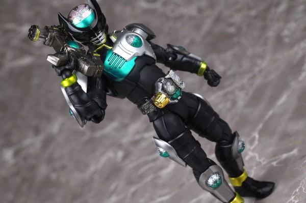 S.H.フィギュアーツ（真骨彫製法） 仮面ライダーバース レビュー