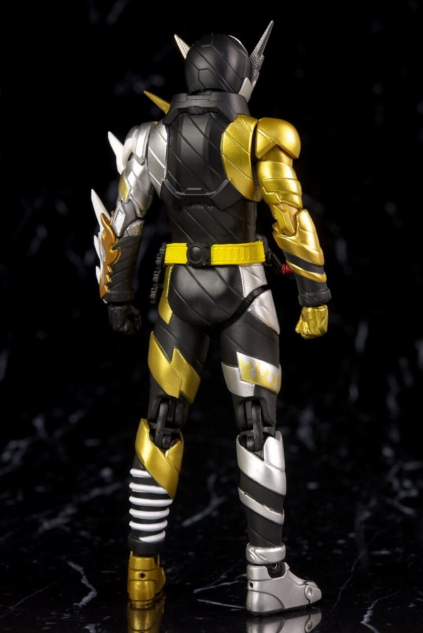 S.H.フィギュアーツ 仮面ライダービルド トライアルフォーム