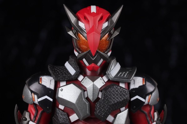 S H フィギュアーツ 仮面ライダー雷 レビュー はっちゃか S H フィギュアーツ 仮面ライダー雷 レビュー はっちゃか