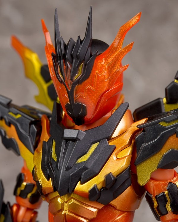 S.H.フィギュアーツ 仮面ライダークローズマグマ レビュー : は