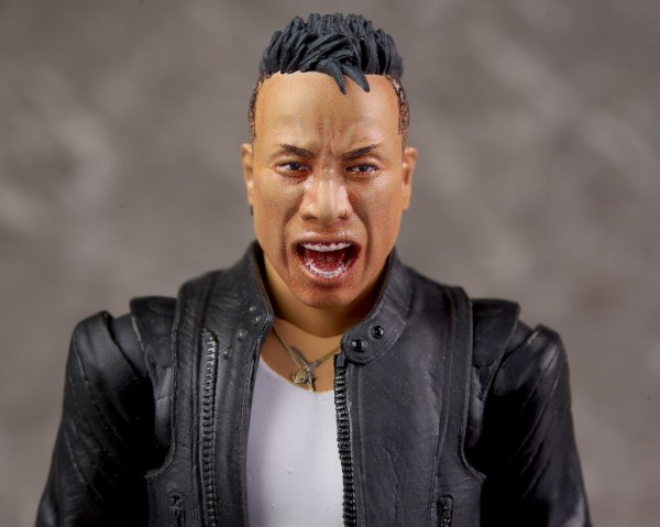 長渕フィギュア 長渕剛 デビュー40周年記念で初の本格アクションフィギュア発売