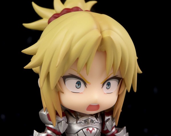 ねんどろいど “赤”のセイバー モードレッド レビュー : はっちゃか