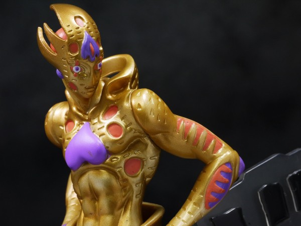 ジョジョの奇妙な冒険 組立式dxポージングフィギュア ゴールド E レクイエム スペシャル レビュー はっちゃか