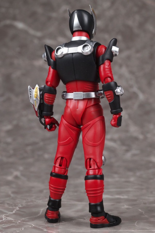 S.H.フィギュアーツ（真骨彫製法） 仮面ライダー龍騎 ２点セット S.H.Figuarts（真骨彫製法） 仮面ライダー龍騎 | 魂ウェブ
