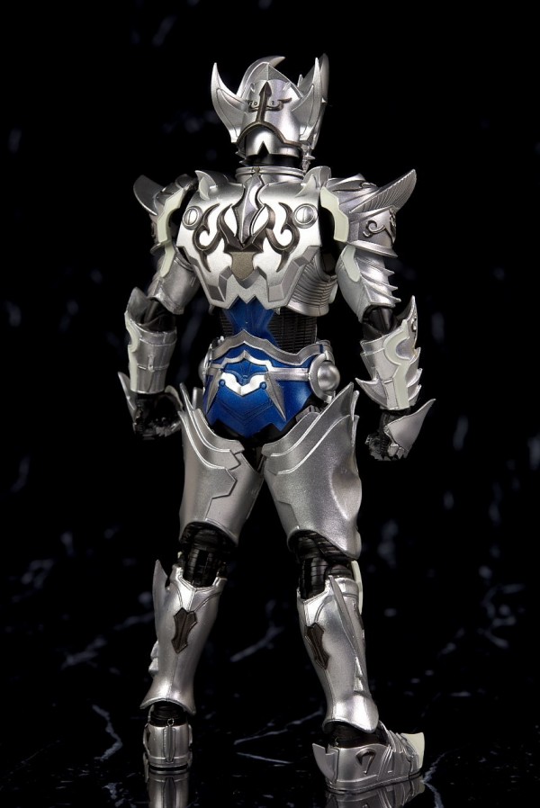 真骨彫製法 S.H. Figuarts 牙狼 銀牙騎士ゼロ レビュー】 S.H.Figuarts（真骨彫製法） 銀牙騎士ゼロ