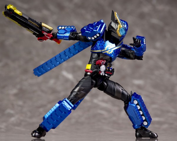 抽選販売】S.H.Figuarts 仮面ライダービルド タンクタンク