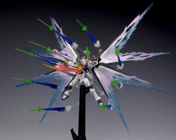 L ROBOT魂　光の翼　＆　ハイマットフルバーストエフェクトセット かつてないフルバースト！ 「METAL ROBOT魂 光の翼＆ハイマット