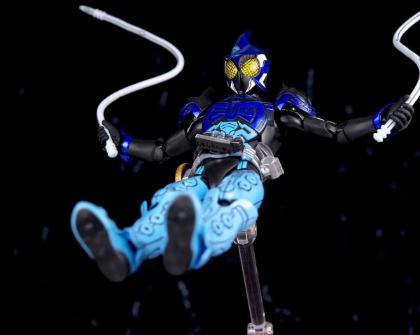 真骨彫製法 仮面ライダーオーズ シャウタコンボ S.H.フィギュアーツ （真骨彫製法） 仮面ライダーオーズ