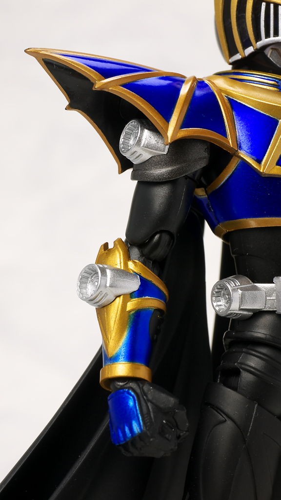 SHFiguarts 仮面ライダーナイトサバイブ Amazon.co.jp: TAMASHII NATIONS S.H.フィギュアーツ 仮面
